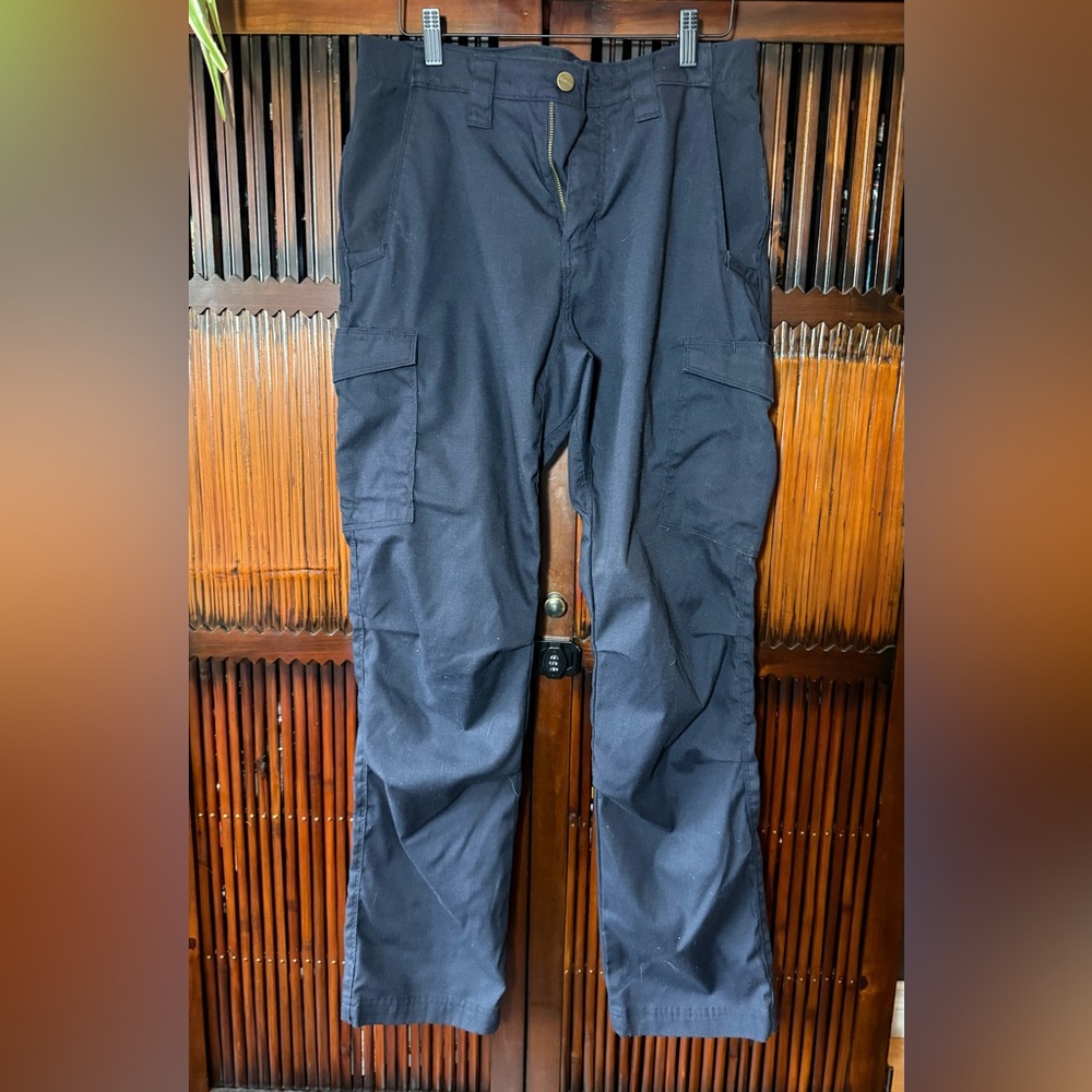 Women's Vertx Navy Tactical Pants (2 of 2)